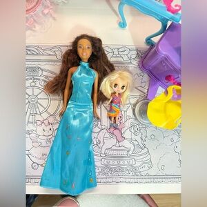 Blythe and Barbie doll